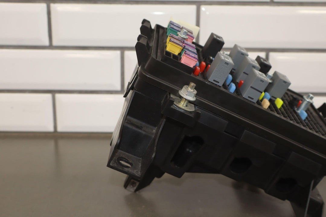 2009 - 2013 Chevy Corvette C6 Engine Fuse Relay Junction Box