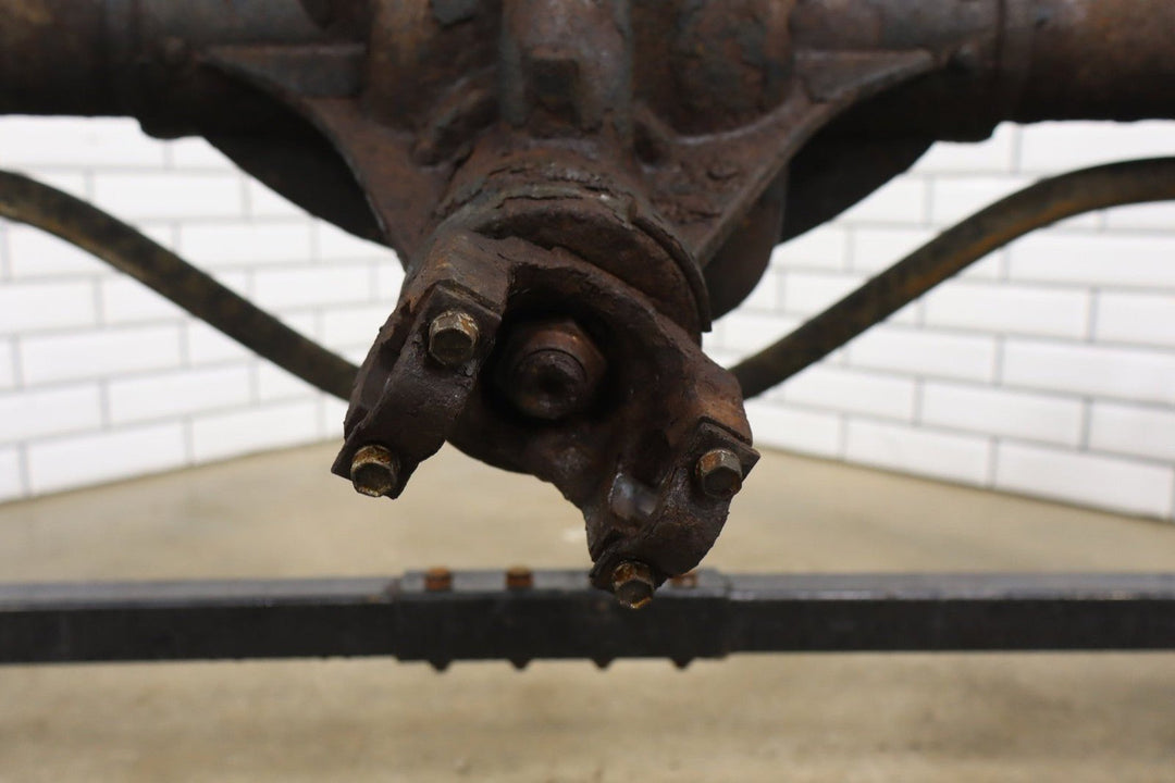 2009 - 2014 Cadillac Escalade 3.42 Ratio (GU6) Rear Axle Assembly 20937818 OEM