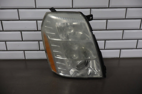 2009 - 2014 Cadillac Escalade ESV Right Headlamp 20806109 OEM