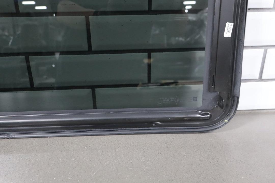 2009 - 2014 Cadillac Escalade ESV Sunroof Roof Glass
