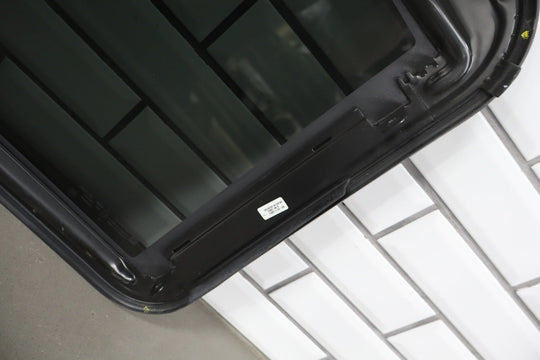 2009 - 2014 Cadillac Escalade ESV Sunroof Roof Glass