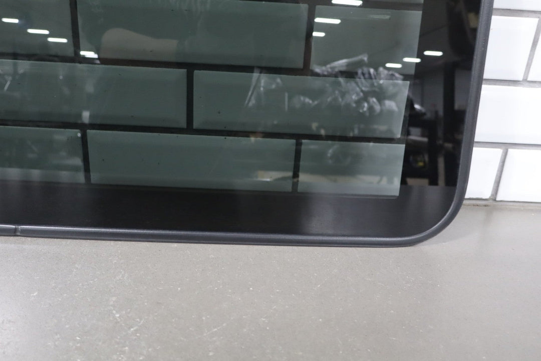 2009 - 2014 Cadillac Escalade ESV Sunroof Roof Glass