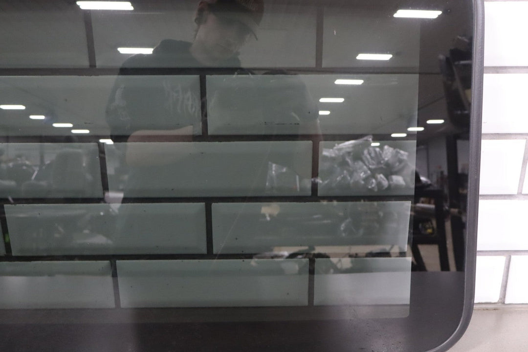 2009 - 2014 Cadillac Escalade ESV Sunroof Roof Glass