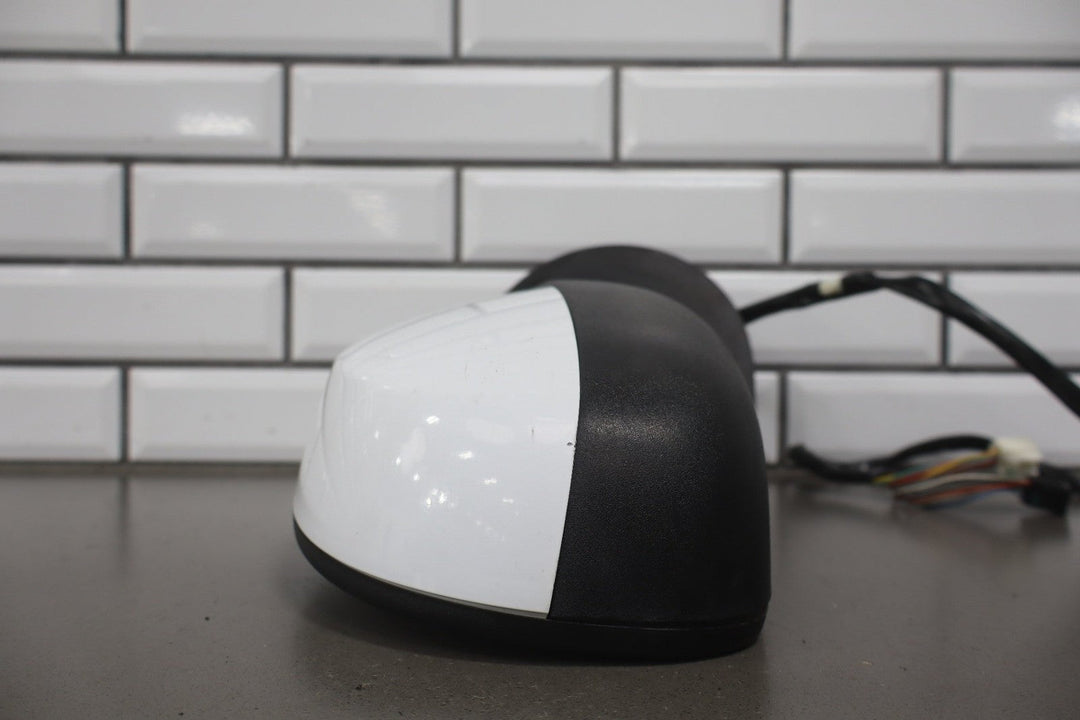 2009 - 2014 Chevrolet Suburban Right Door Mirror Summit White 50U 20756937