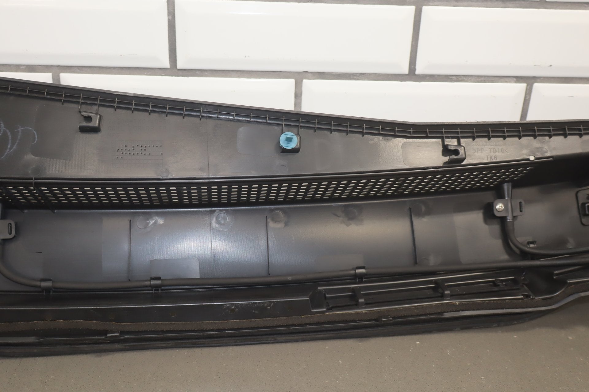 2009-2014 Honda Fit Cowl Vent Panel OEM