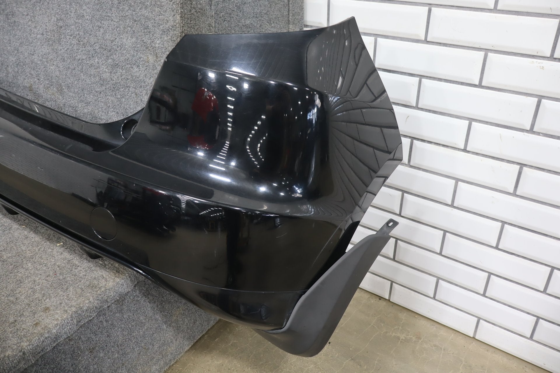 2009-2014 Honda Fit Rear Bumper crystal black pearl nh731p