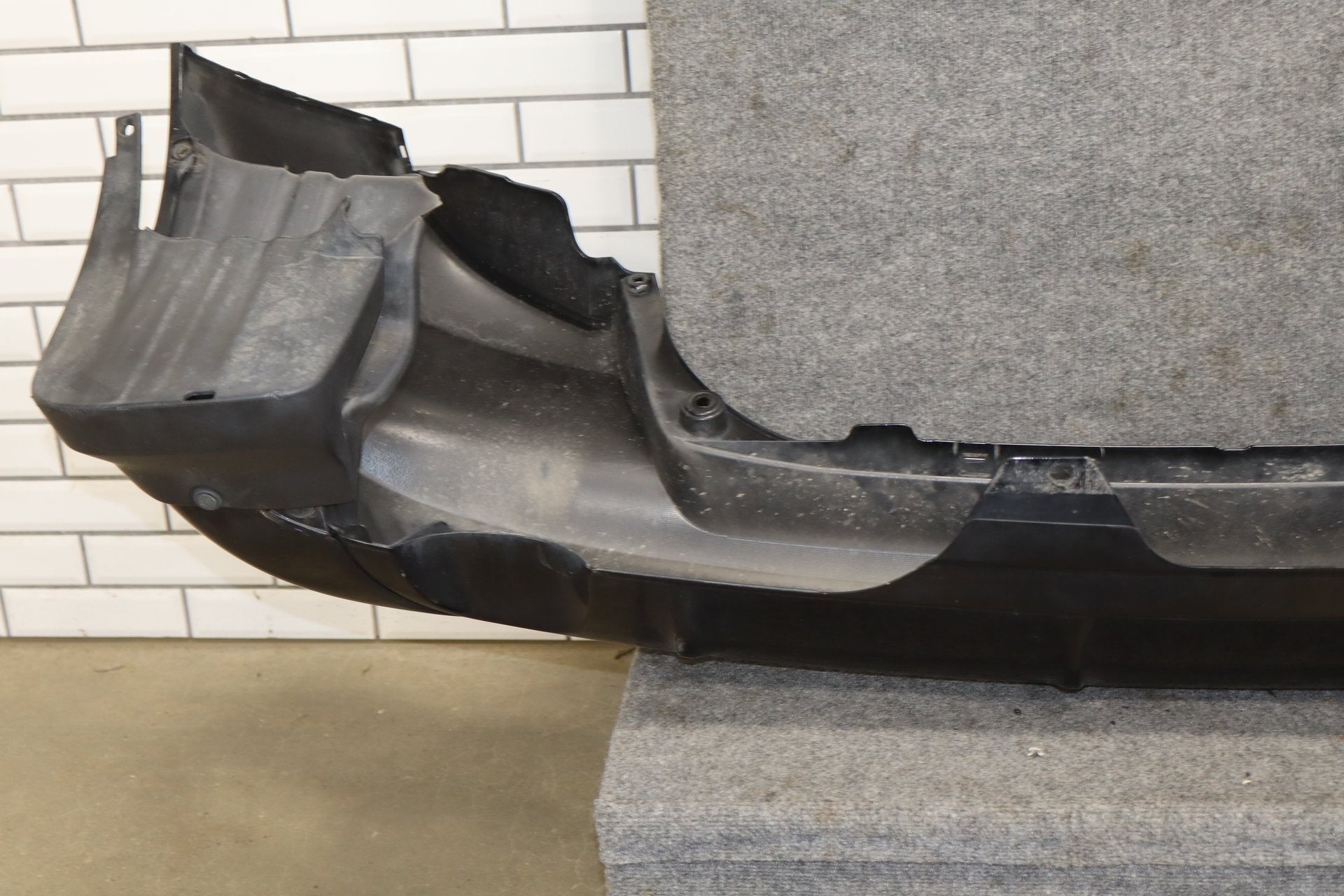 2009-2014 Honda Fit Rear Bumper crystal black pearl nh731p