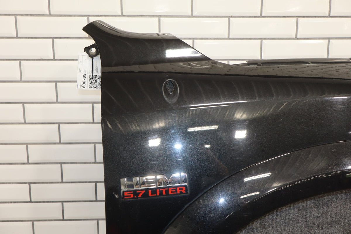 2009-2018 Ram 1500 Right Fender Brilliant Black PXR 68054338AI
