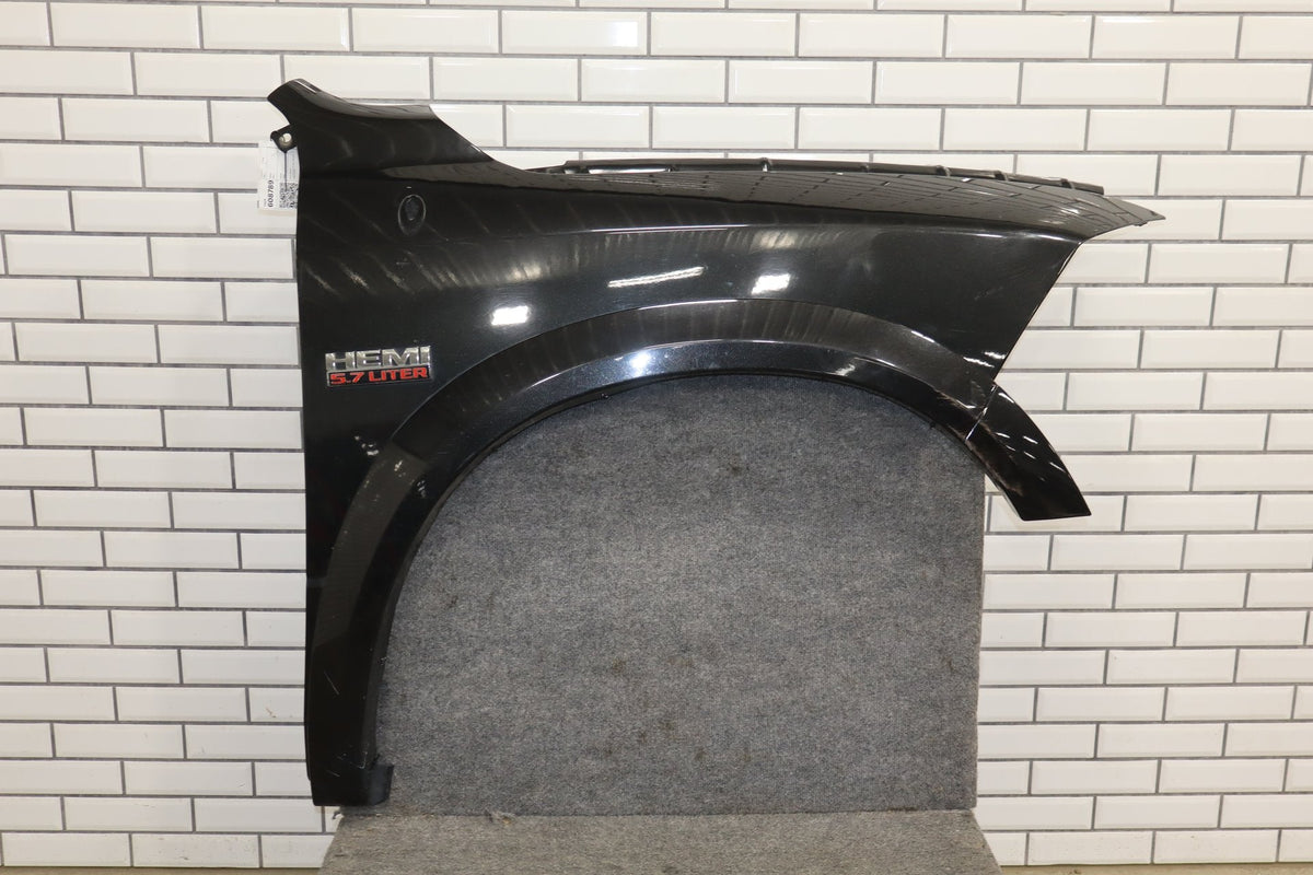 2009-2018 Ram 1500 Right Fender Brilliant Black PXR 68054338AI
