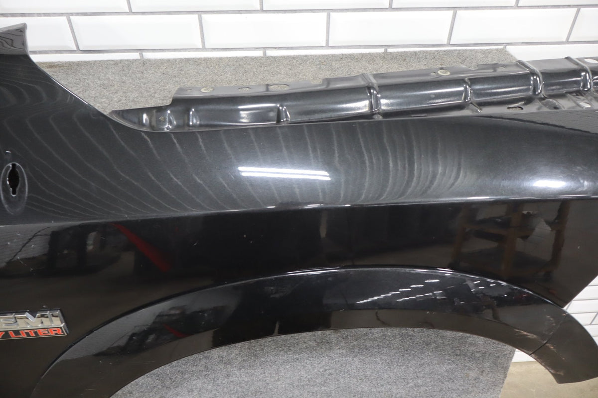 2009-2018 Ram 1500 Right Fender Brilliant Black PXR 68054338AI