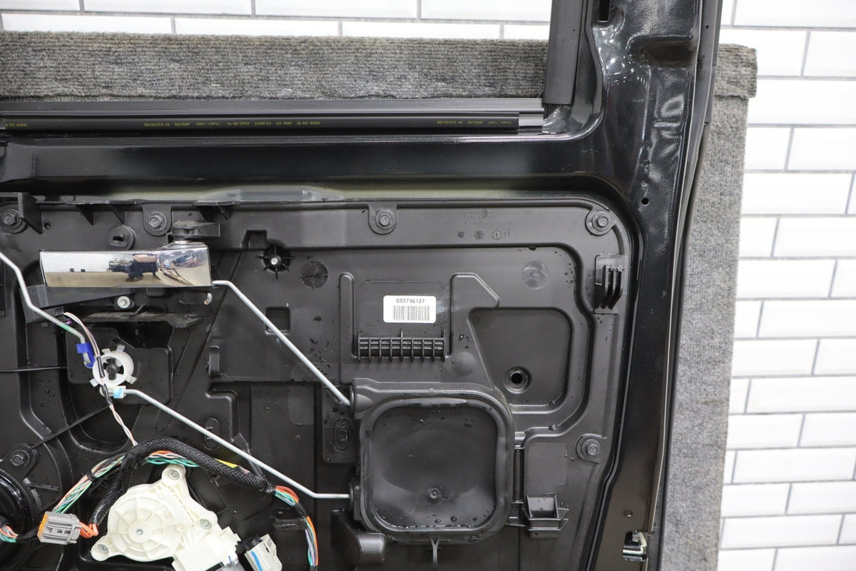 2009-2023 Ram 1500 Right Rear Door Brilliant Black ( PXR ) 55372026AF