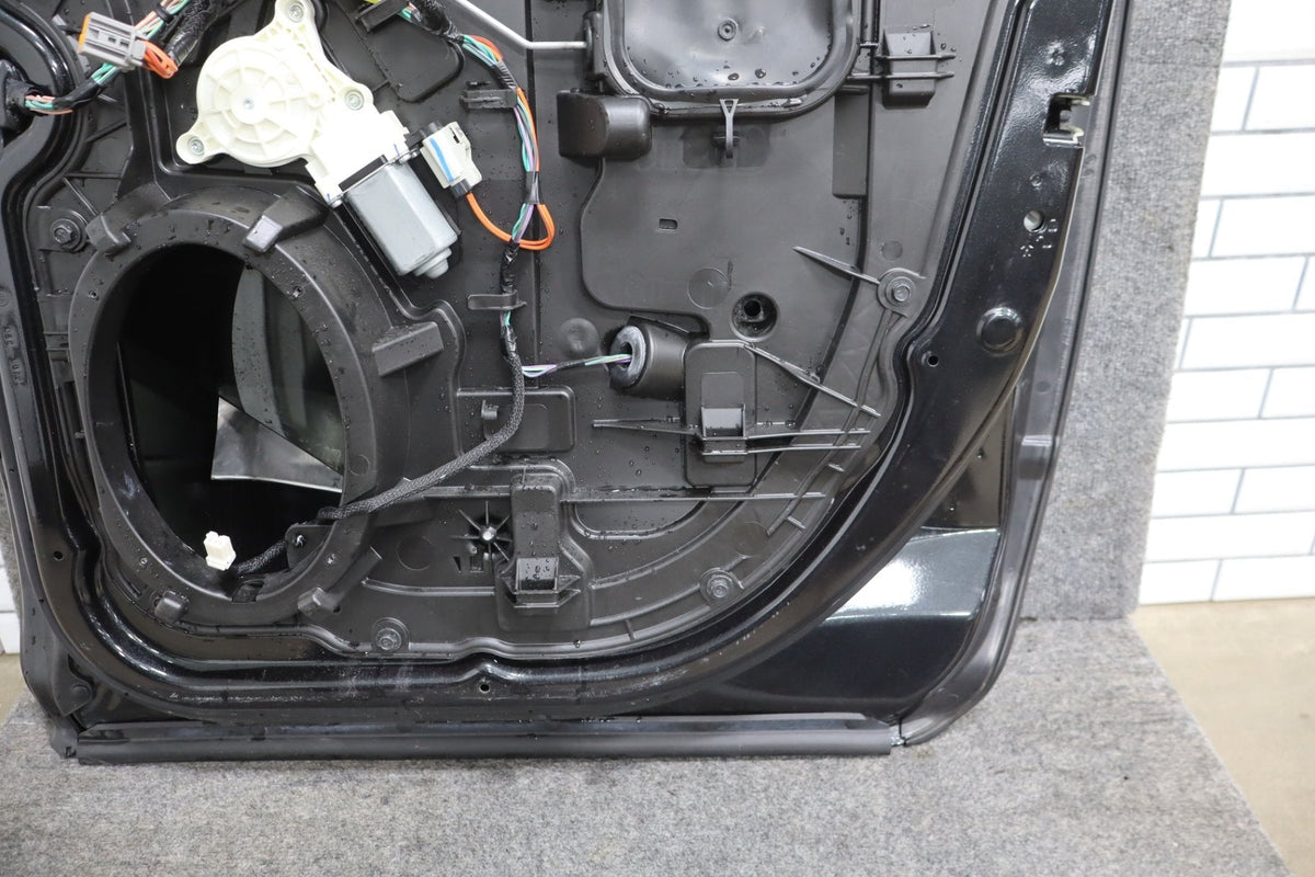 2009-2023 Ram 1500 Right Rear Door Brilliant Black ( PXR ) 55372026AF