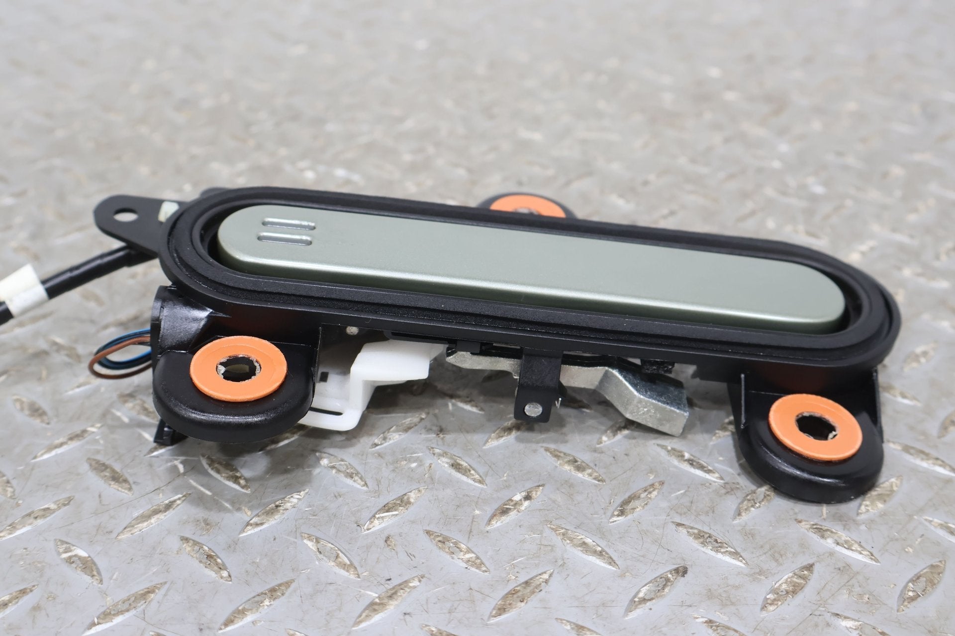 2009 ASTON- Right Front Door Handle
