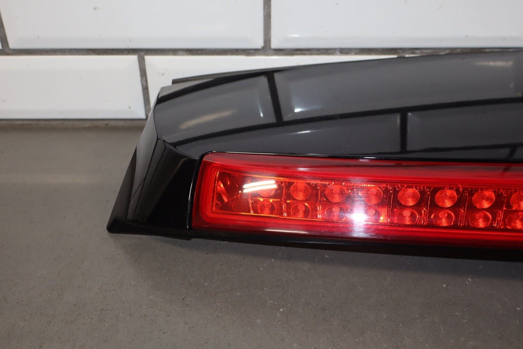 2009 Cadillac Escalade ESV 3rd Brake Light with Black Spoiler OEM