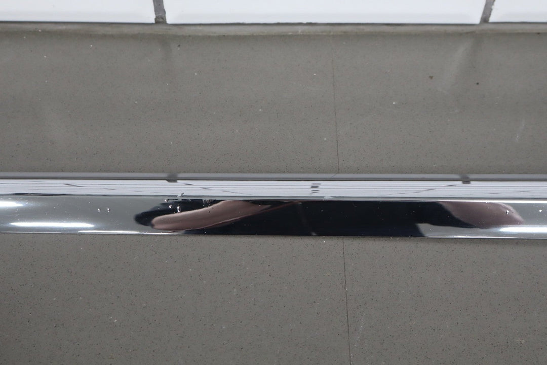 2009 Cadillac Escalade ESV Right Front Door Molding OEM