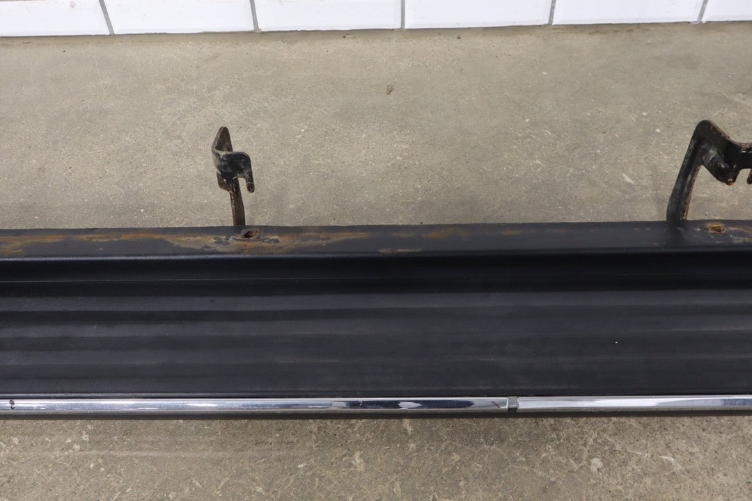 2009 Cadillac Escalade ESV Right RH Running Board OEM