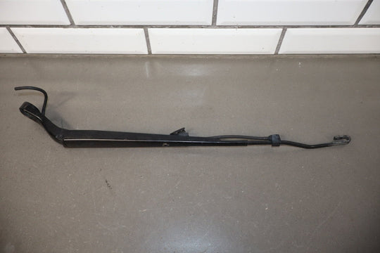 2009 Cadillac Escalade ESV Wiper Arm Pair