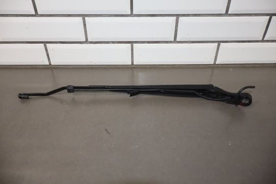 2009 Cadillac Escalade ESV Wiper Arm Pair