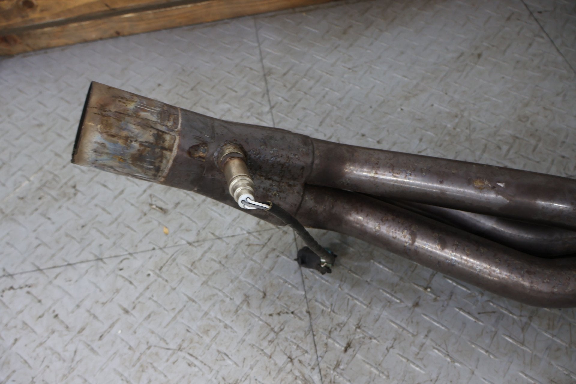 2009 Chevrolet Corvette- Exhaust Manifold