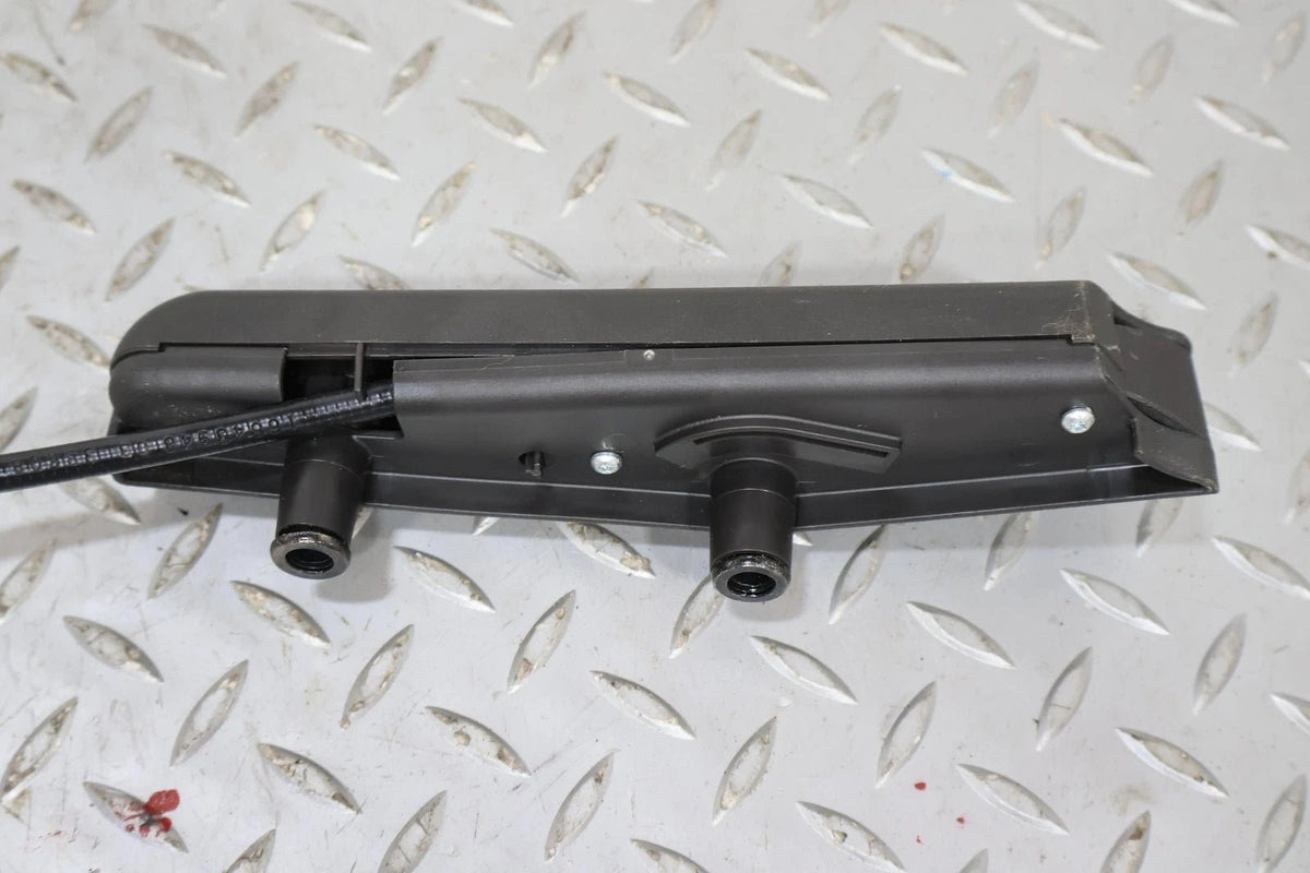 2009 Chevrolet Corvette- Left Front Door Latch