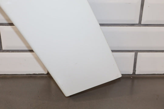 2009 Chevrolet Suburban 1500 Z71 Right Rear Wheel Arch Moulding Summit White 50u