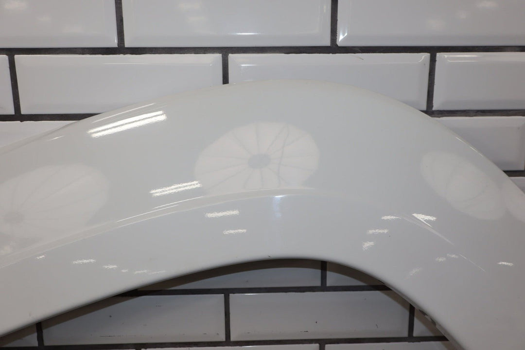 2009 Chevrolet Suburban 1500 Z71 Right Rear Wheel Arch Moulding Summit White 50u