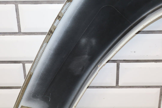 2009 Chevrolet Suburban 1500 Z71 Right Rear Wheel Arch Moulding Summit White 50u