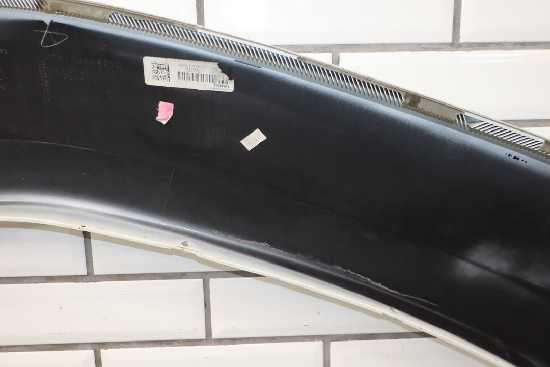 2009 Chevrolet Suburban 1500 Z71 Right Rear Wheel Arch Moulding Summit White 50u