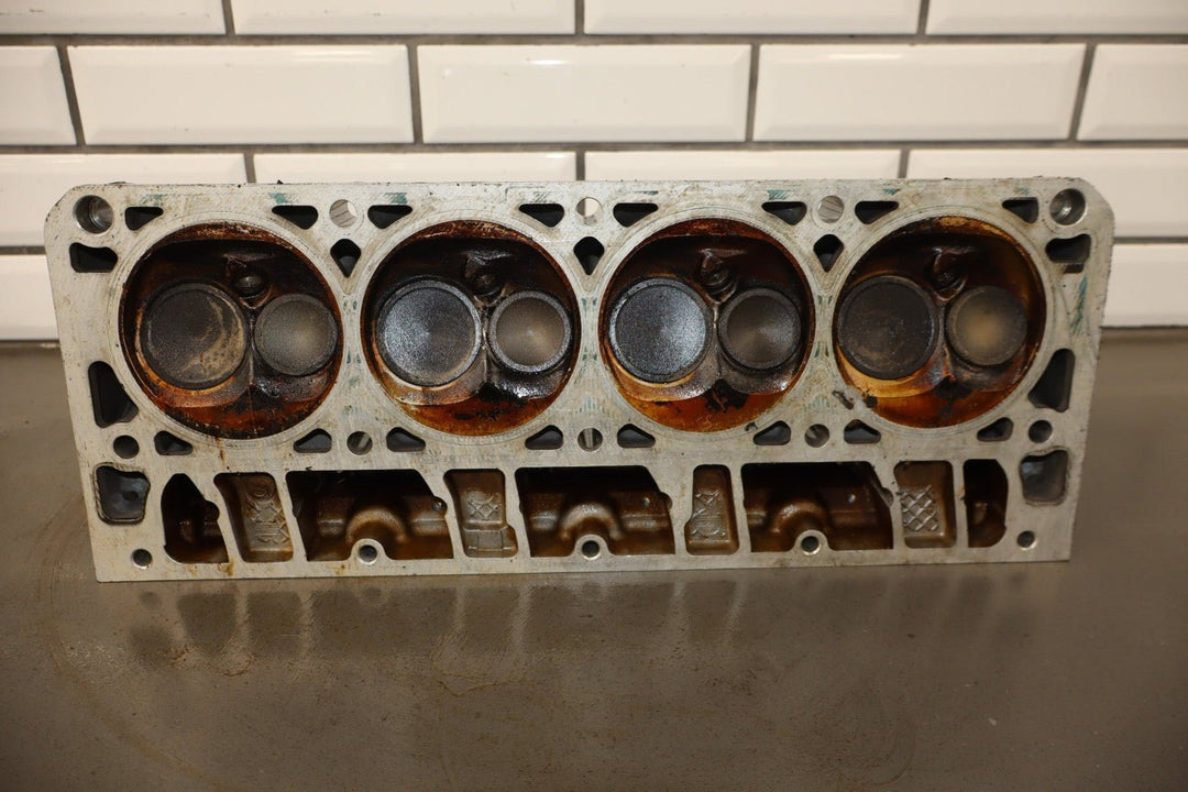2009 Chevrolet Tahoe Cylinder Heads Pair LFA 6