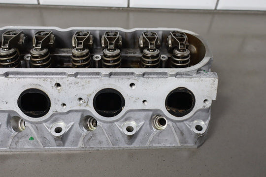 2009 Chevrolet Tahoe Cylinder Heads Pair LFA 6