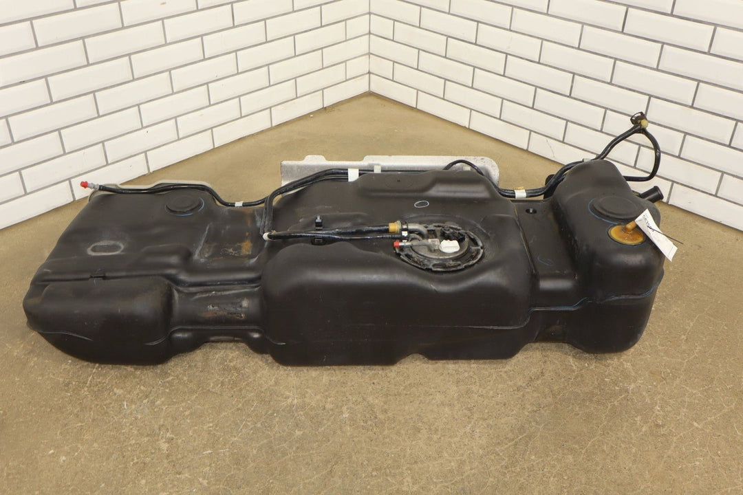 2009 Chevrolet Tahoe Hybrid Fuel Tank with Pump OEM