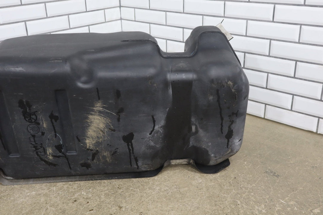 2009 Chevrolet Tahoe Hybrid Fuel Tank with Pump OEM