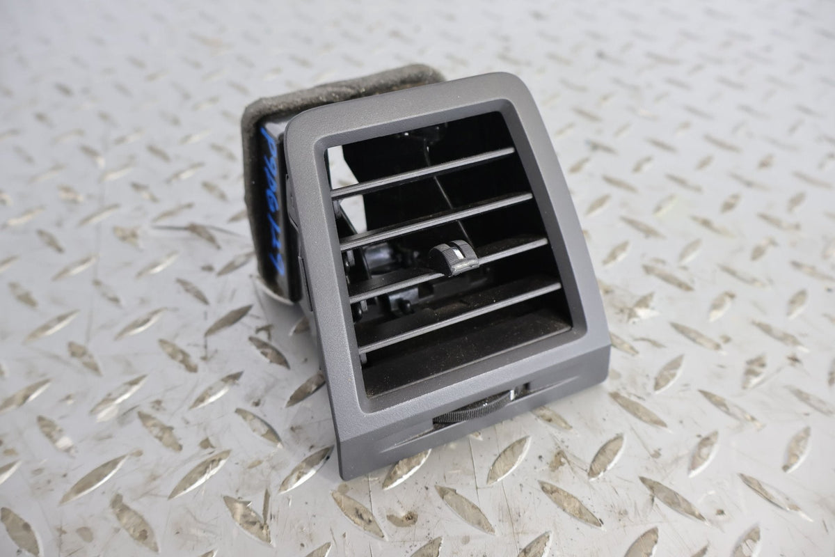 2009 Dodge Challenger- Dash Vent
