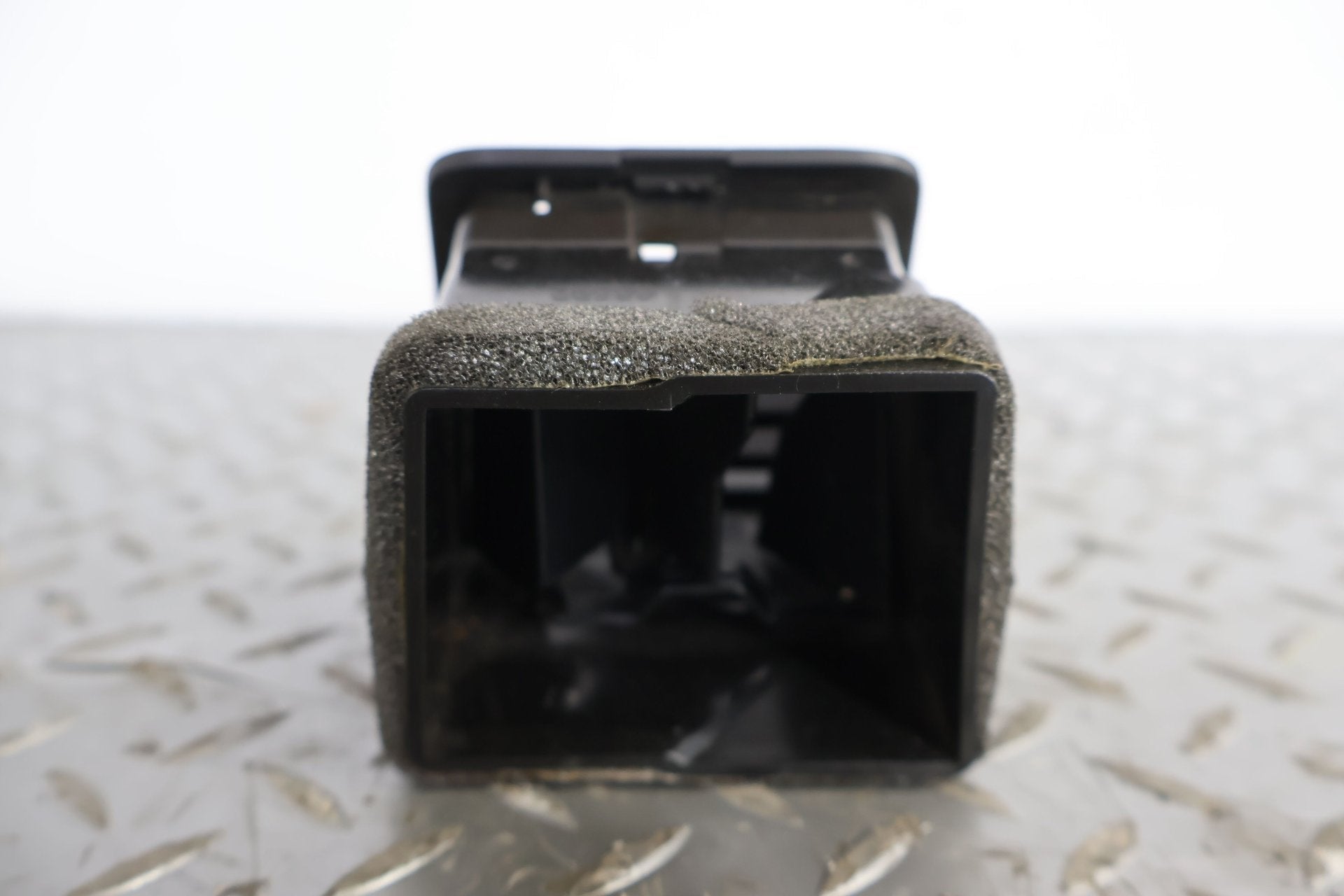 2009 Dodge Challenger- Dash Vent