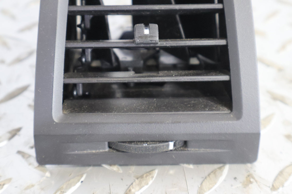2009 Dodge Challenger- Dash Vent