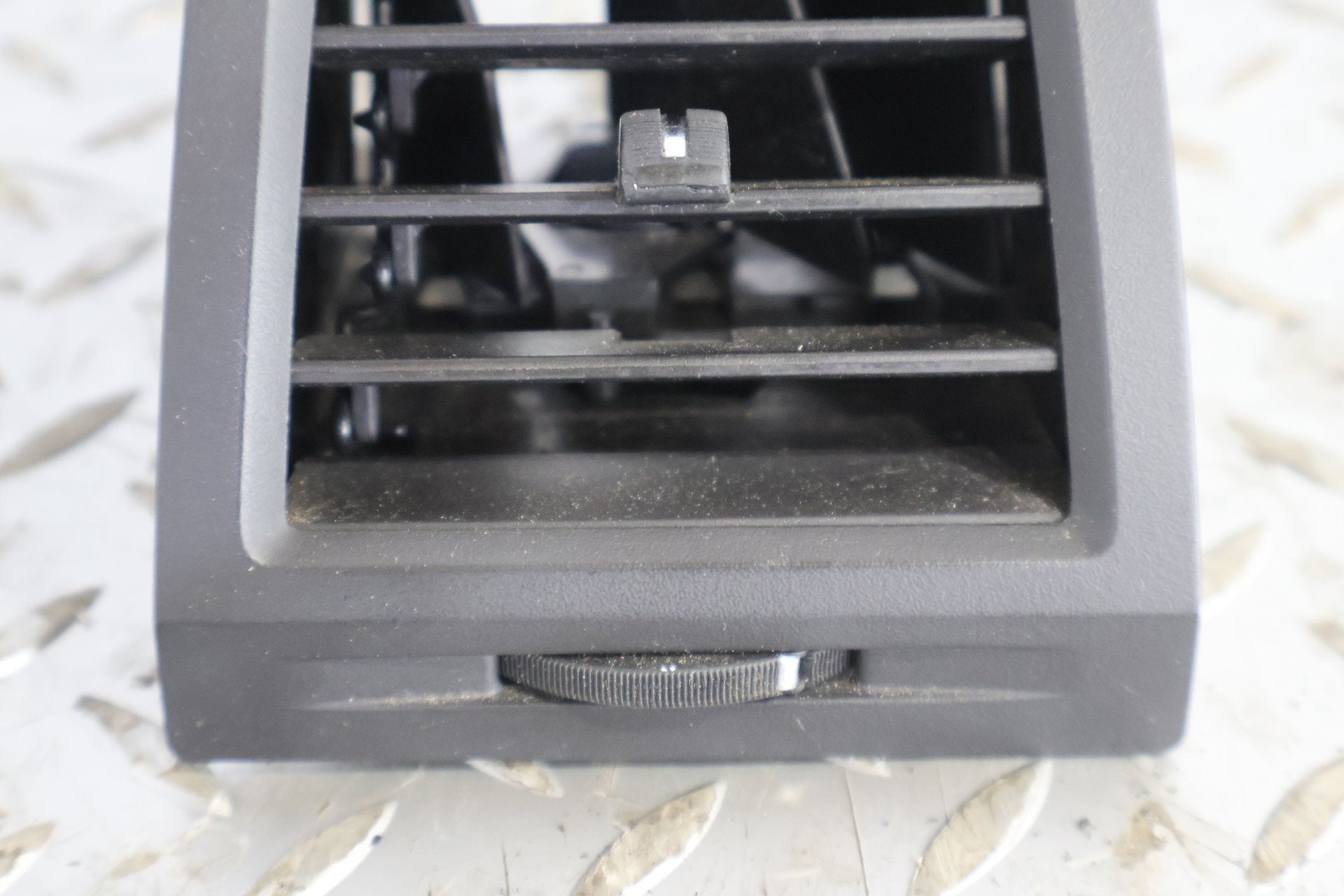 2009 Dodge Challenger- Dash Vent