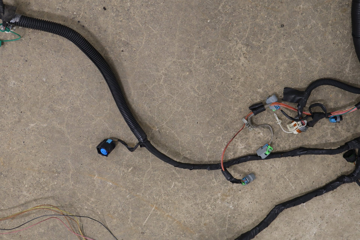 2009 GMC Yukon Denali 6.2 Engine Wiring Harness OEM