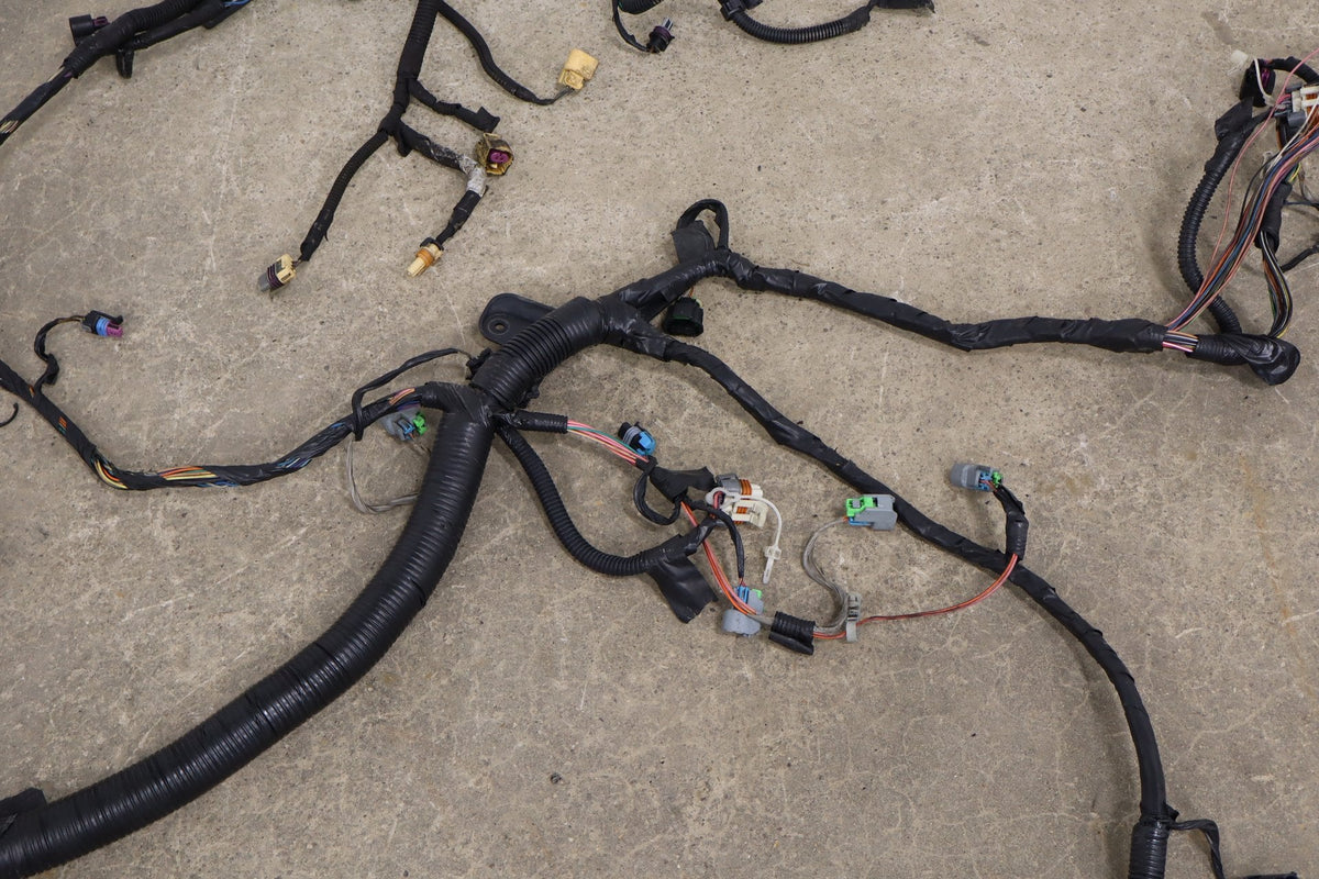 2009 GMC Yukon Denali 6.2 Engine Wiring Harness OEM