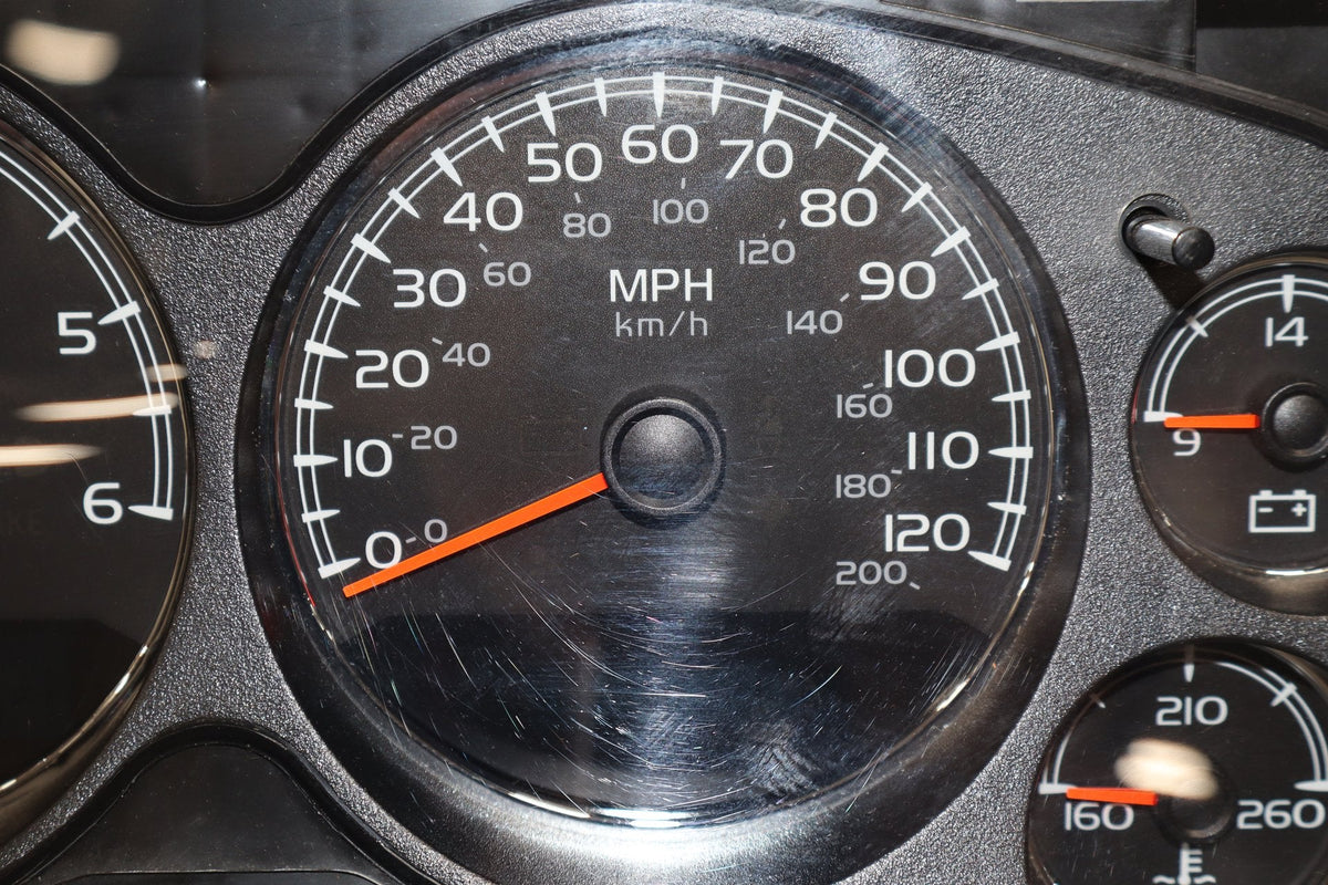 2009 GMC Yukon Denali Instrument Cluster 148677 Miles 120mph