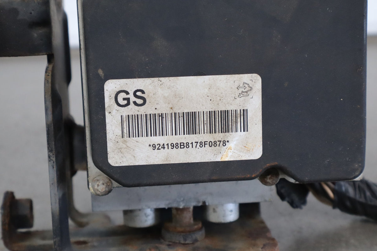2009 Yukon Tahoe ABS Pump Module JD9 OEM 25834220