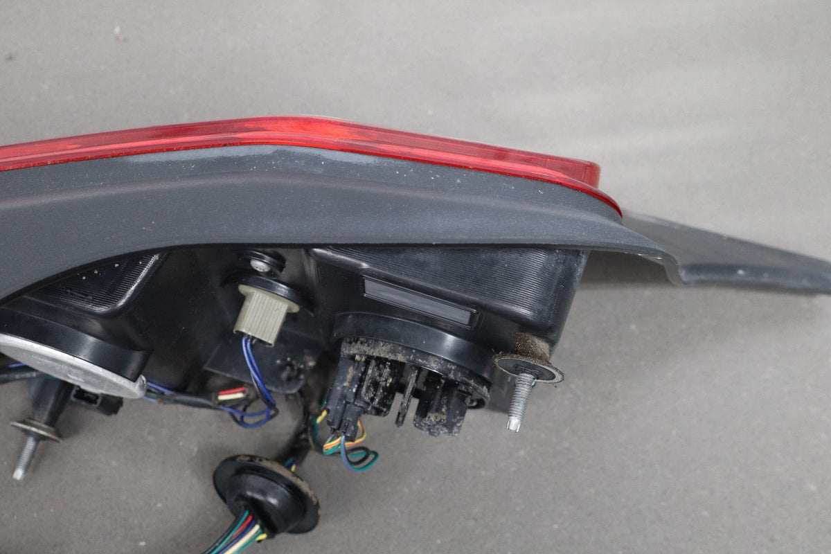 2010-12 Ford Mustang GT Right Tail Light Sequential