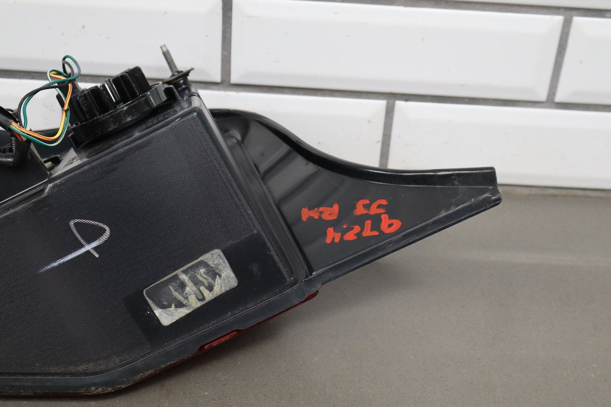 2010-12 Ford Mustang GT Right Tail Light Sequential