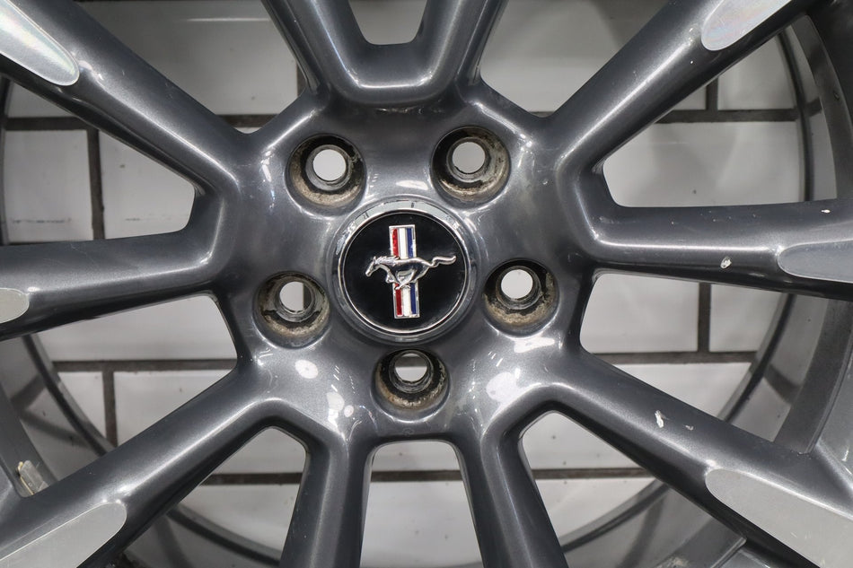 2010-14 Ford Mustang GT 19x8.5 10 Spoke Wheel Gray Machined