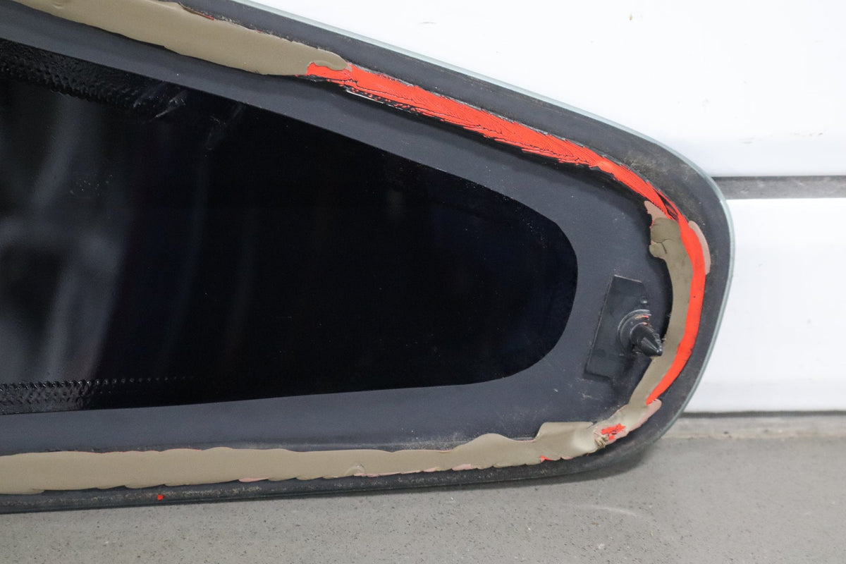2010-14 Ford Mustang GT Coupe Right Quarter Window