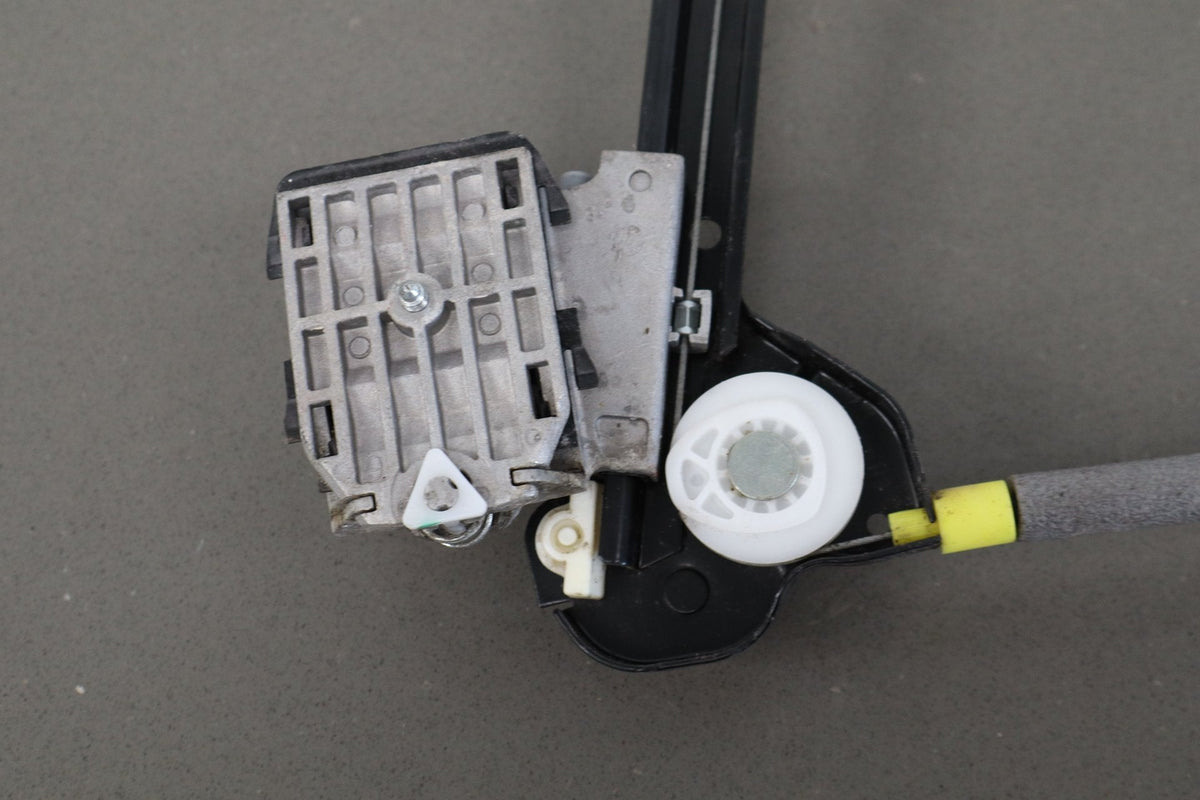 2010-14 Ford Mustang GT Left Window Regulator With Motor