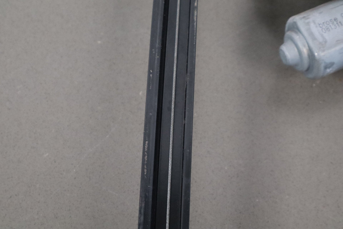 2010-14 Ford Mustang GT Left Window Regulator With Motor