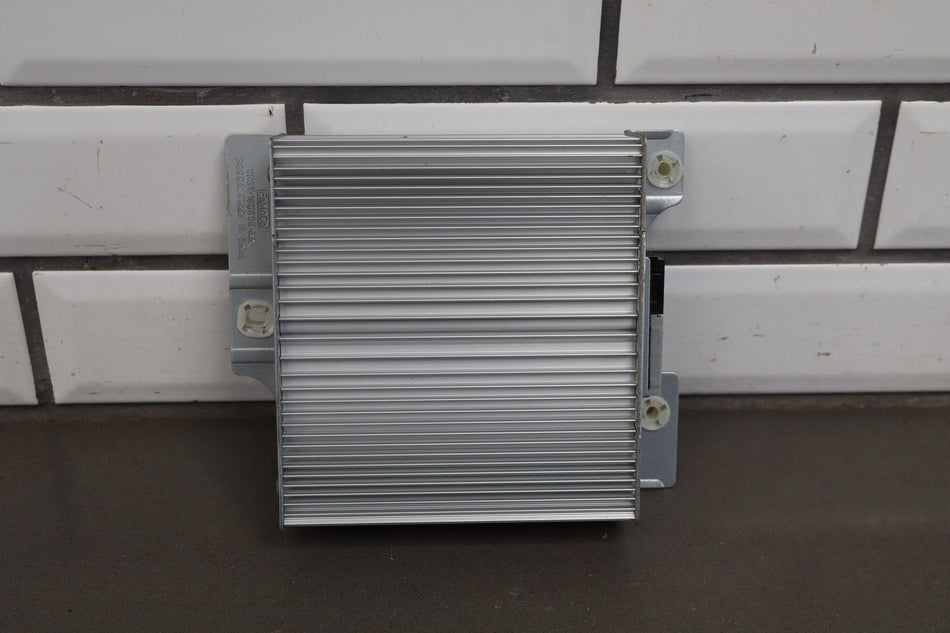 2010-14 Ford Mustang GT Shaker Amp AR3Z18B849E 480W