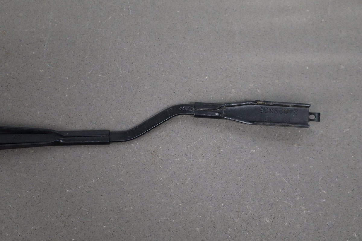 2010-14 Ford Mustang GT Wiper Arm Pair No Blades