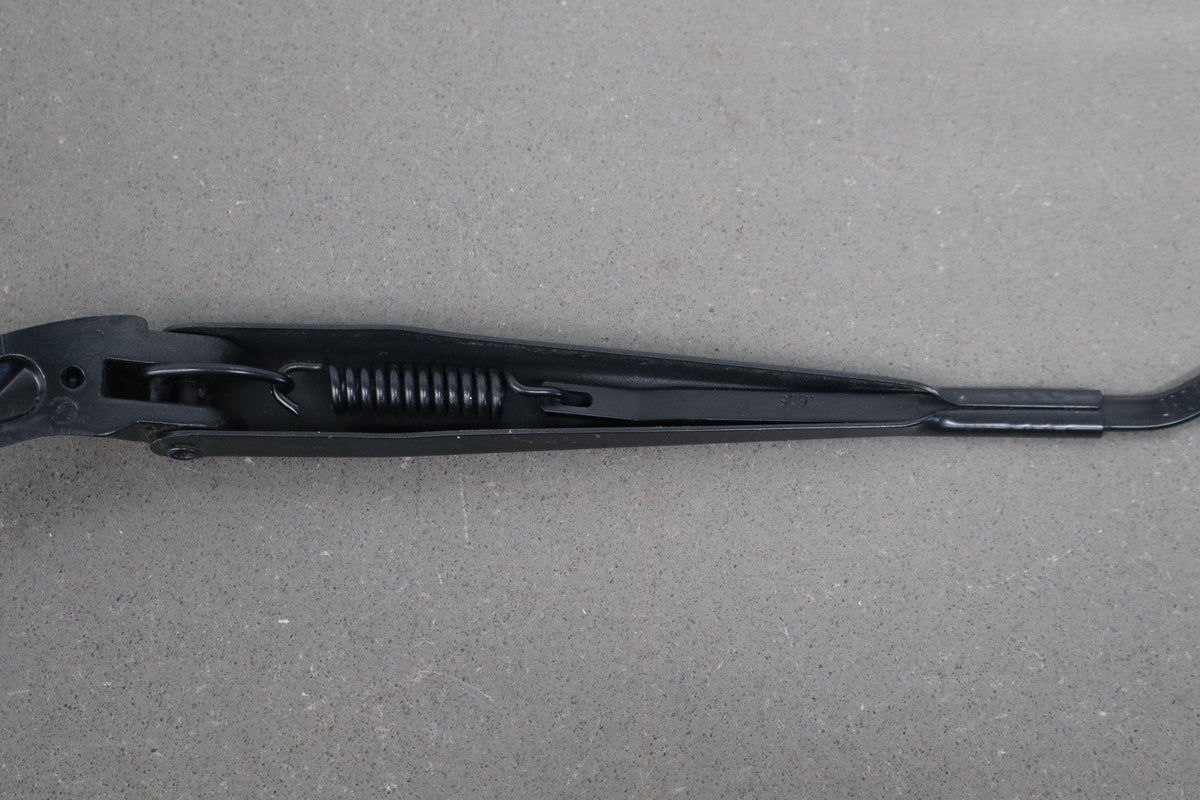 2010-14 Ford Mustang GT Wiper Arm Pair No Blades