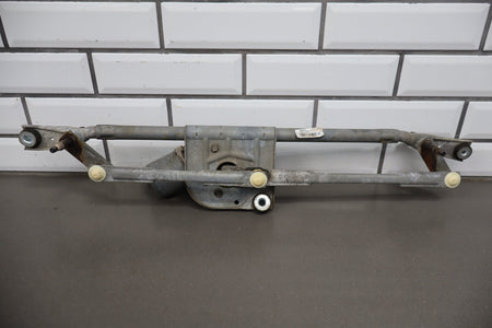 2010-14 Ford Mustang GT Wiper Motor 8R3Z17508A W/Trans